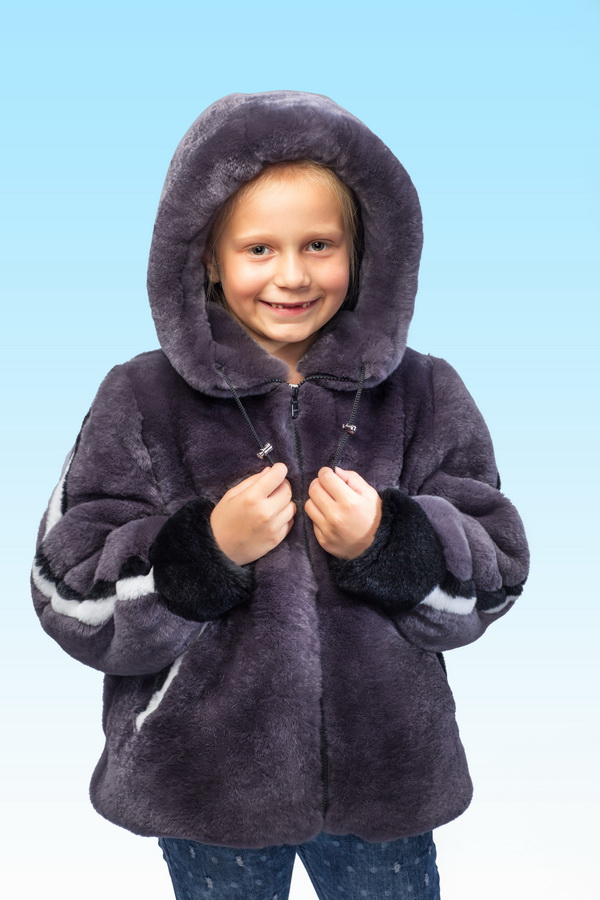 Детская куртка из натурального меха шиншиллового кролика рекс с капюшоном .